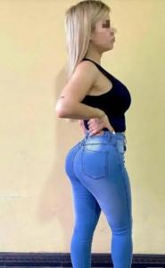 Chica busca chico en Alicante: Chica busca chico