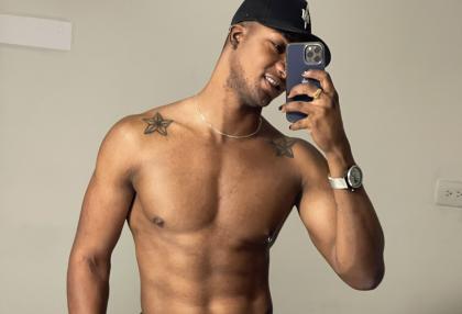 653566373: Chico busca chica en Madrid