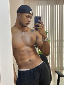 653566373: Chico busca chica en Madrid