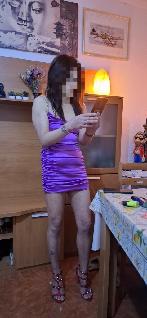 632555432: Chica busca chico en Barcelona