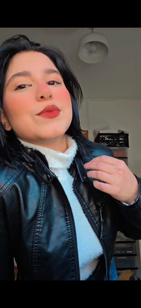 Chica busca chico en Tenerife: 