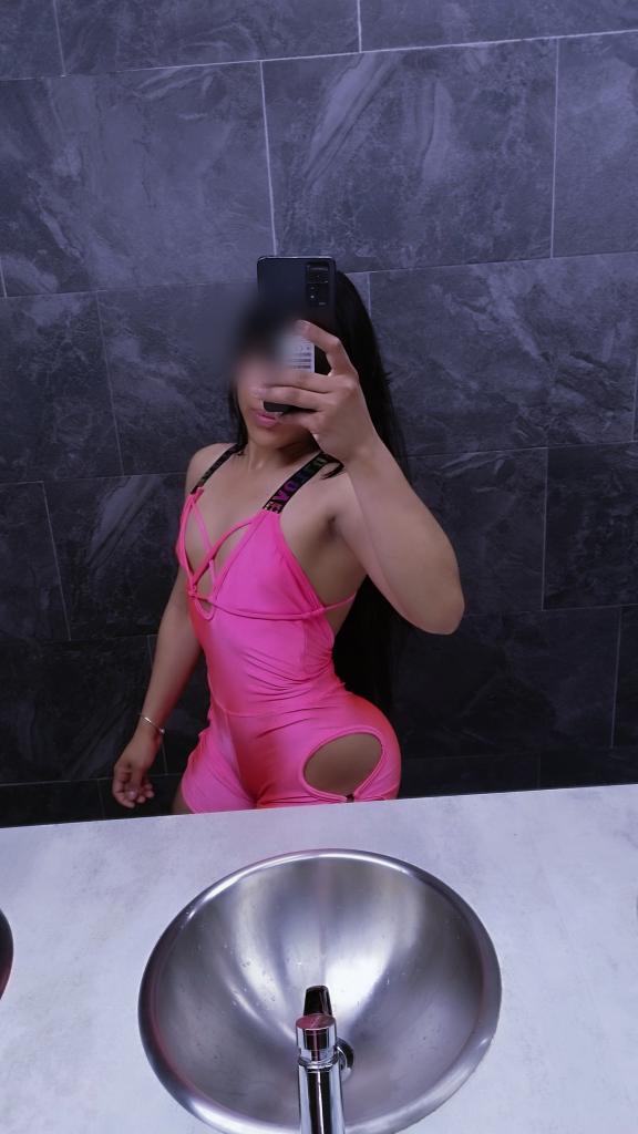 Chica busca chico en Granada: 