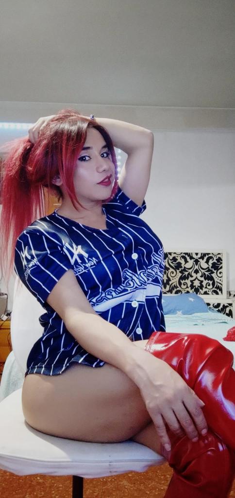 633852484: Transexual en Gerona