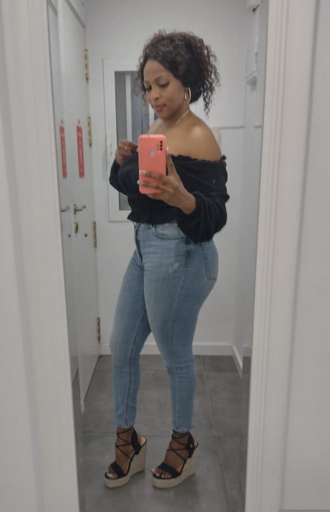 641685215: Chica busca chico en Almería