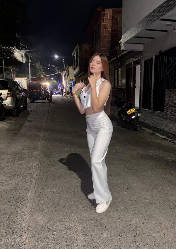 673251542: Chica busca chico en Mallorca