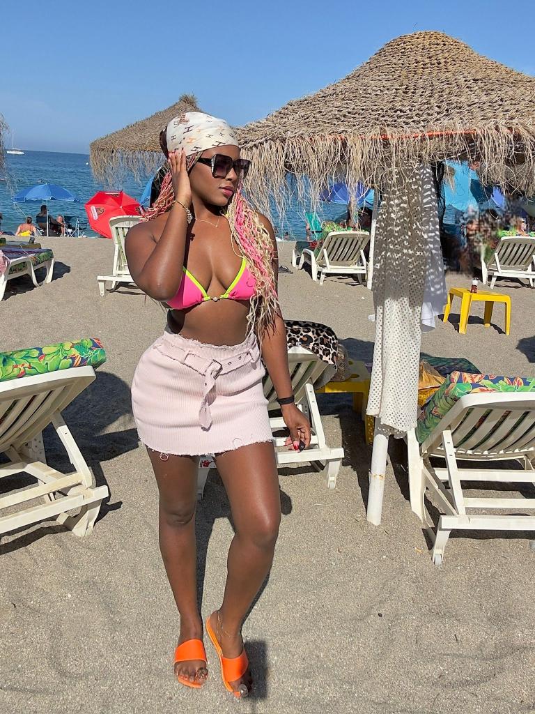 Chica busca chico en Murcia: 