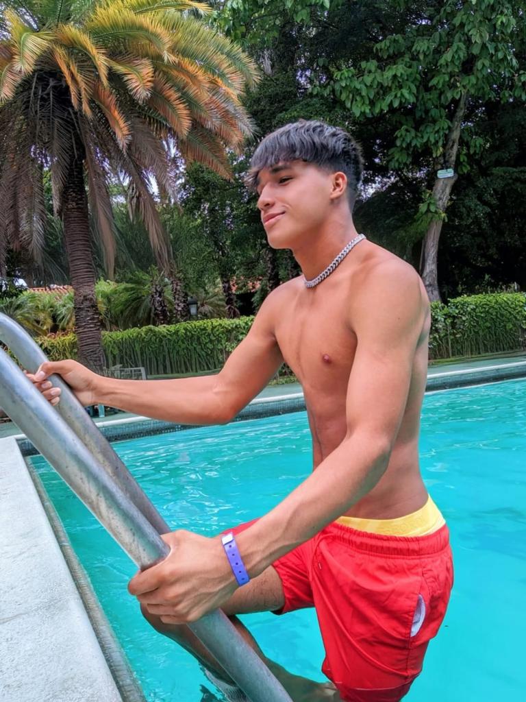 Chico busca chica en Tenerife: 