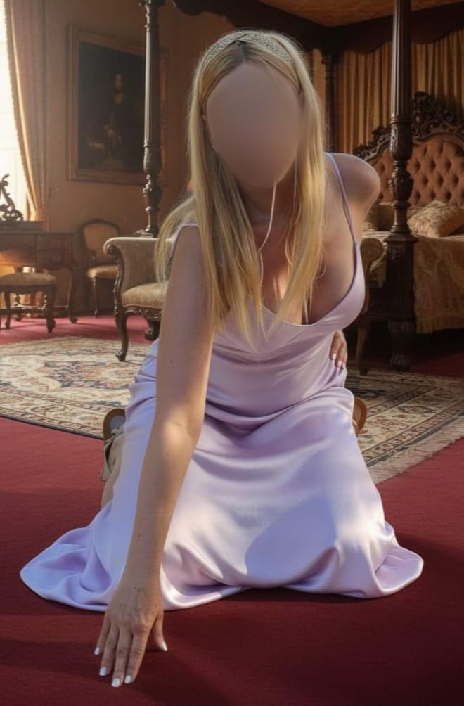 Chica busca chico en Almería: 