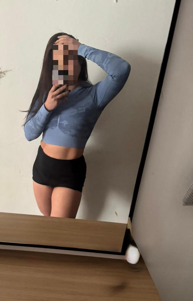 602440502: Chica busca chico en La Coruña