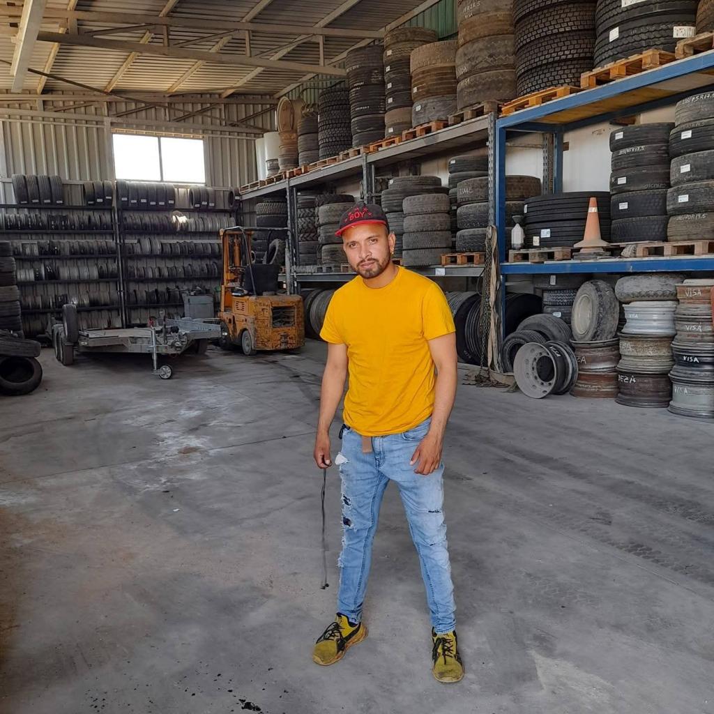 Chico busca chica en Alicante: 