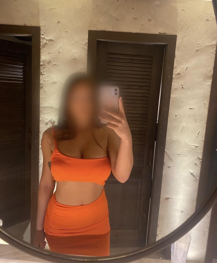 Chica busca chico en Murcia: 