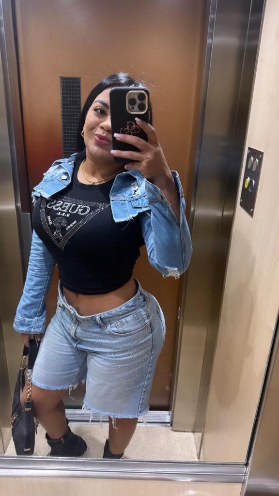 Chica busca chico en Tenerife: 