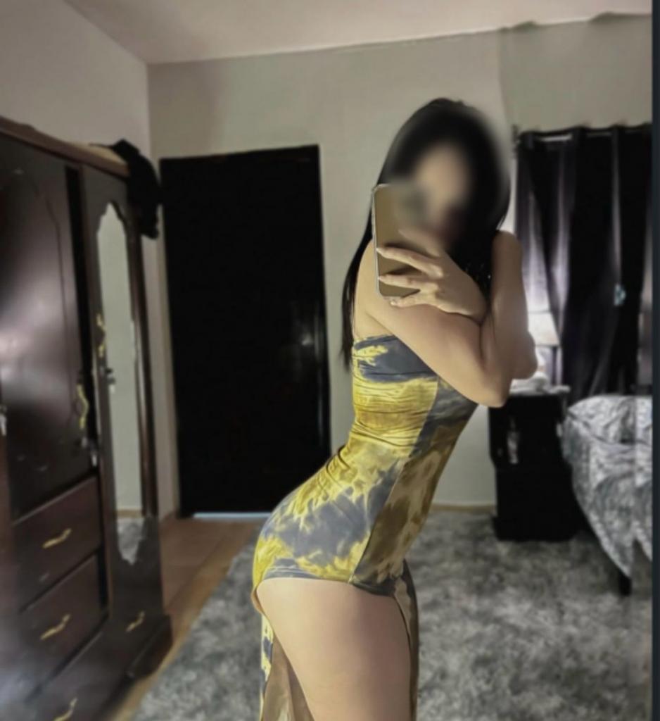 742070939: Chica busca chico en Zaragoza