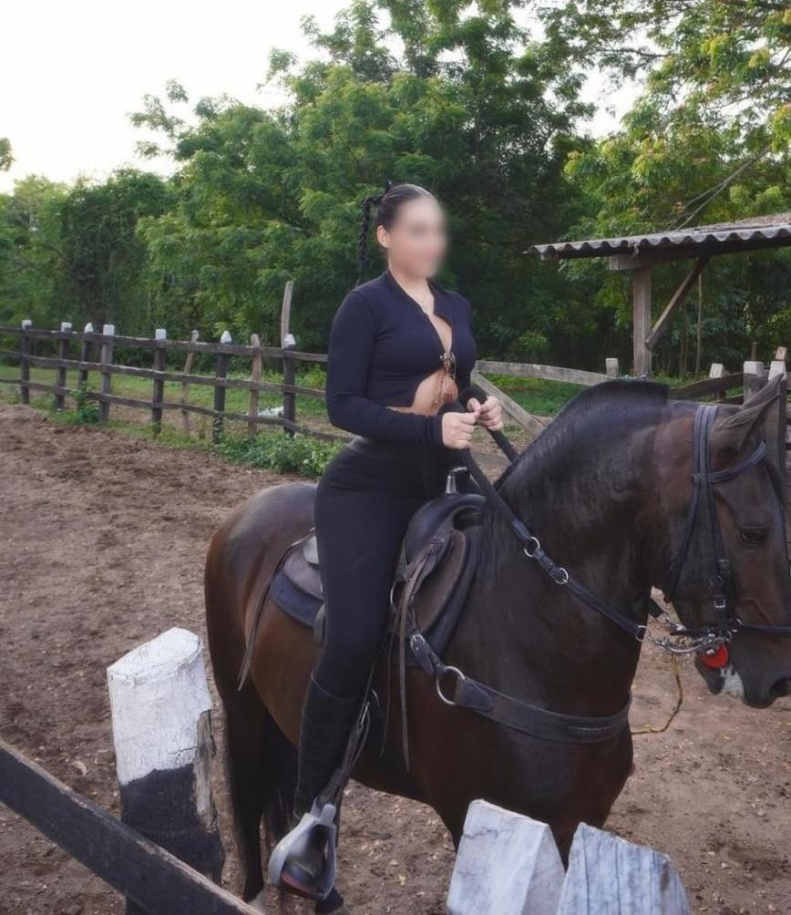 Chica busca chico en Cuenca: 