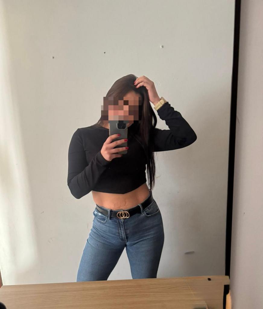 602440502: Chica busca chico en La Coruña