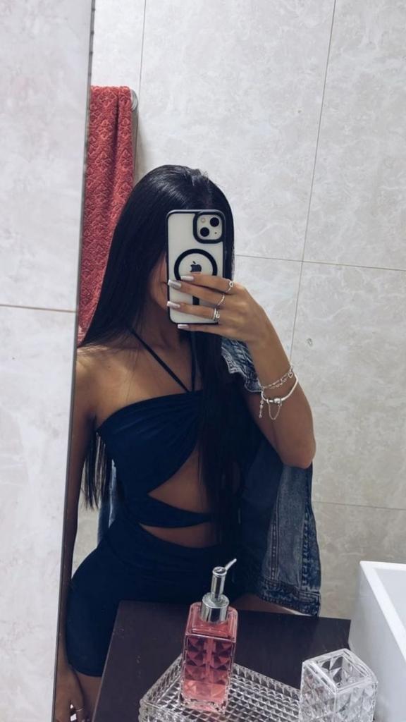 678954277: Chica busca chico en Málaga