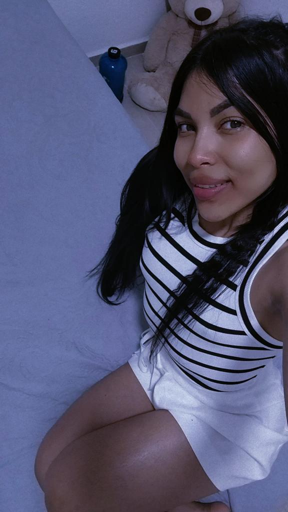 Chica busca chico en Granada: 