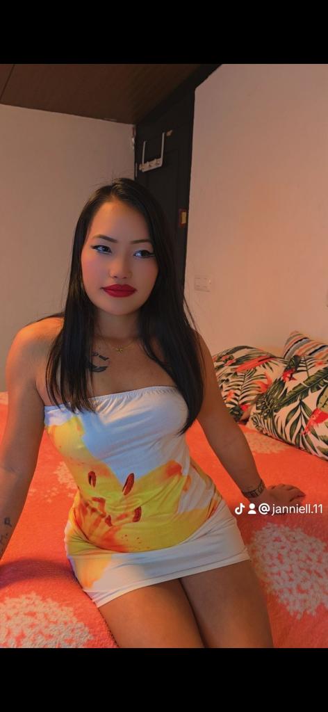 Chica busca chico en Tenerife: 