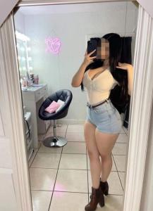 643309380: Chica busca chico en Cádiz