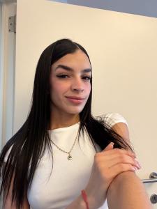 667476465: Chica busca chico en Asturias