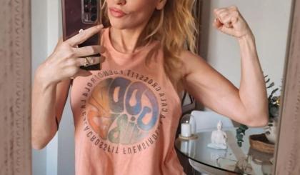 633716476: Chica busca chico en Almería