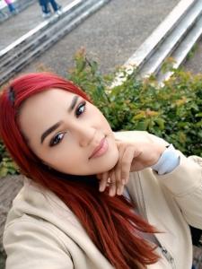 612259980: Chica busca chico en Sevilla