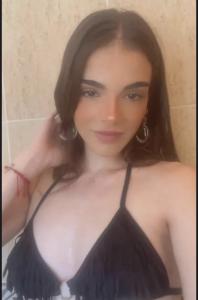 604118061: Chica busca chico en Ibiza