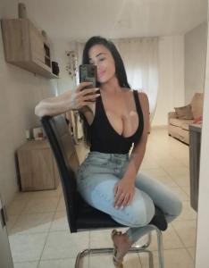 611899023: Chica busca chico en Mallorca