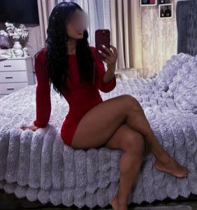 677771181: Chica busca chico en Granada