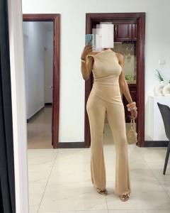 631816469: Chica busca chico en Barcelona