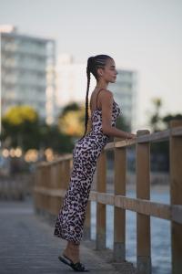 667476465: Chica busca chico en Asturias