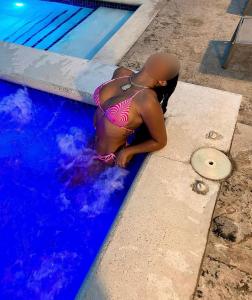 655016351: Chica busca chico en Granada