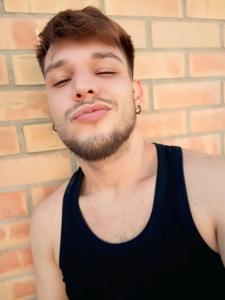 623359647: Chico busca chica en Huelva