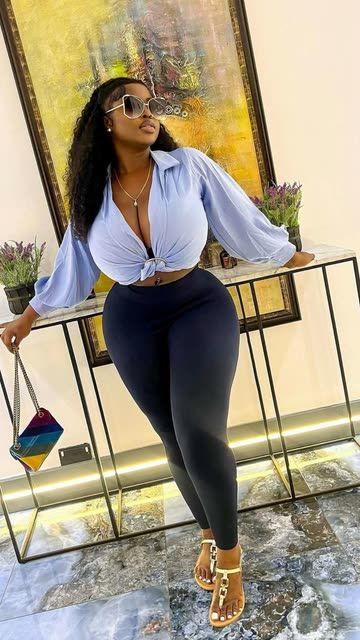 643915467: Chica busca chico en Madrid