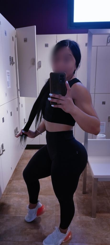 677771181: Chica busca chico en Granada