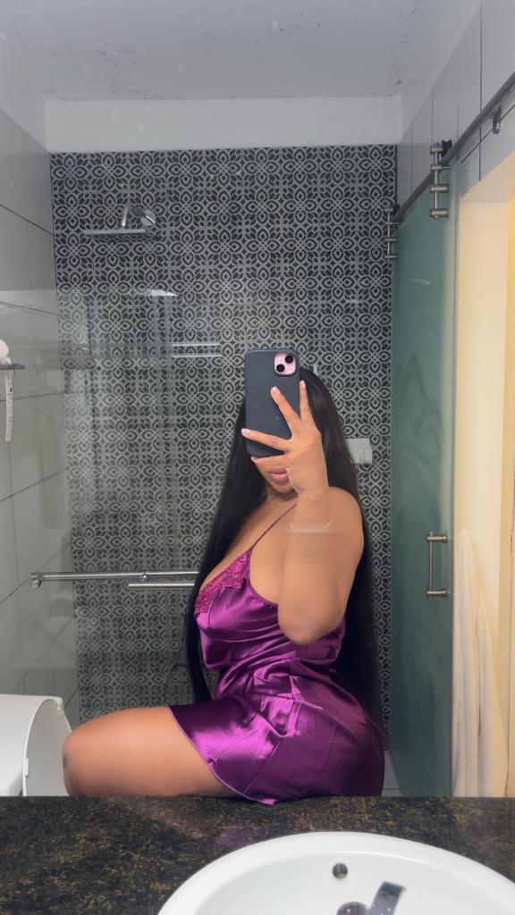 631045978: Chica busca chico en Zaragoza