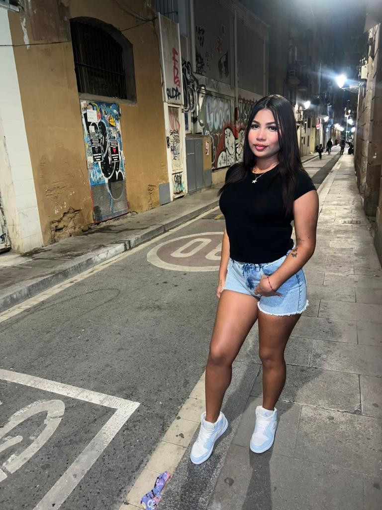 Chica busca chico en Alicante: 