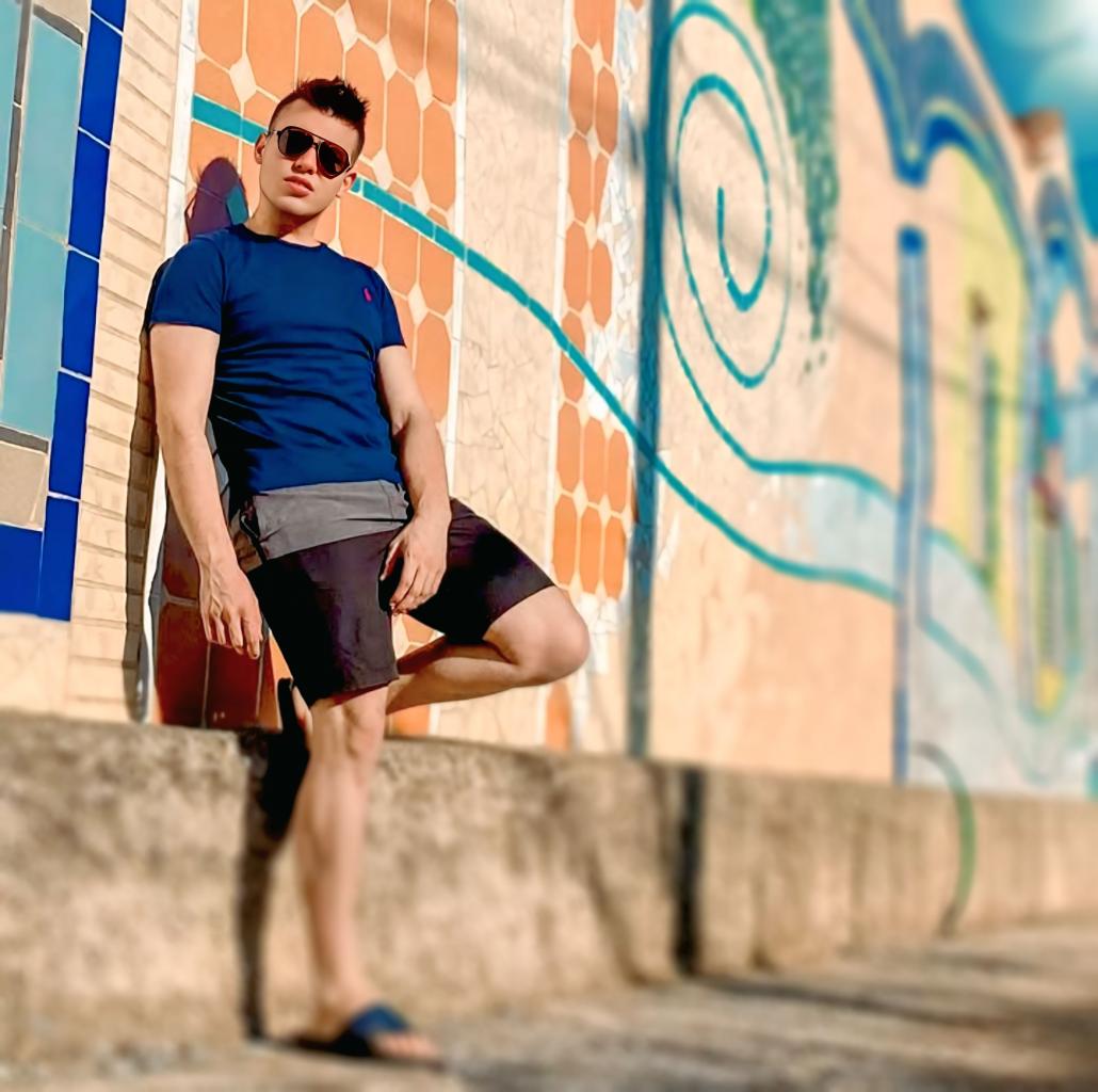 623359647: Chico busca chica en Huelva