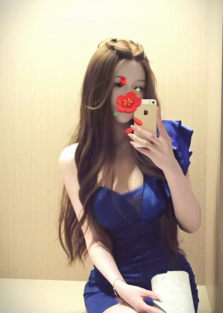 Chica busca chico en Barcelona: Chica busca chico