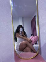 677771181: Chica busca chico en Granada