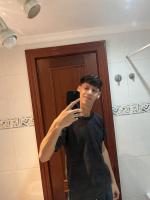 674344545: Chico busca chica en Málaga