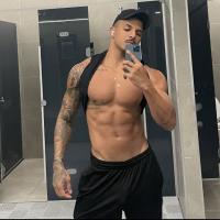 722332934: Chico busca chica en Barcelona