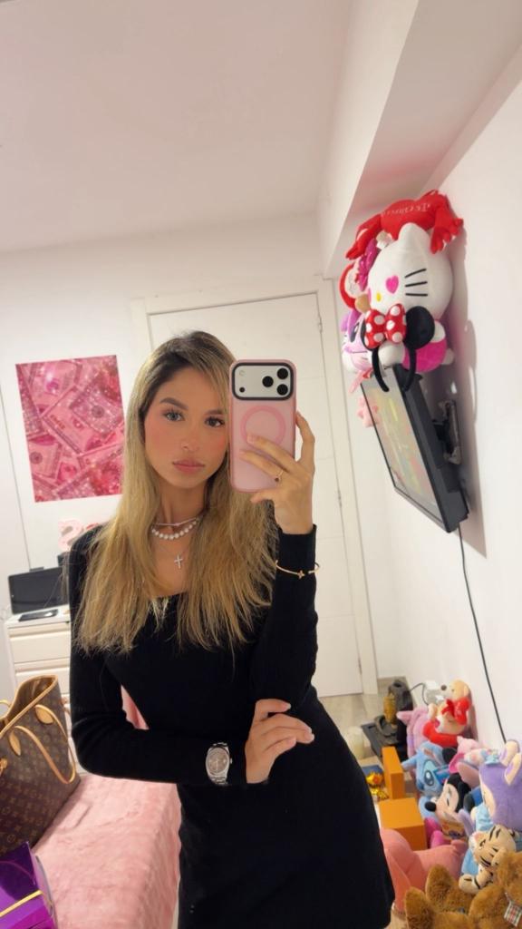 673546210: Chica busca chico en Mallorca