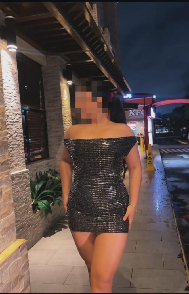 Chica busca chico en Huelva: 