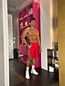 Chico busca chica en Málaga: 