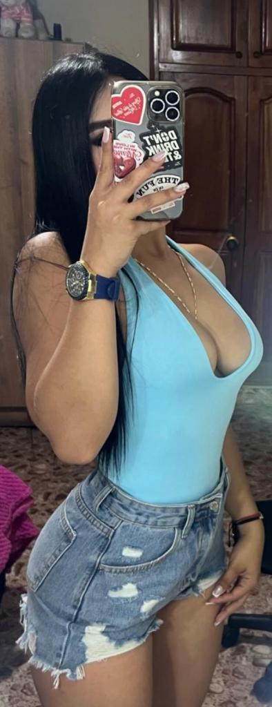 Chica busca chico en Tenerife: 