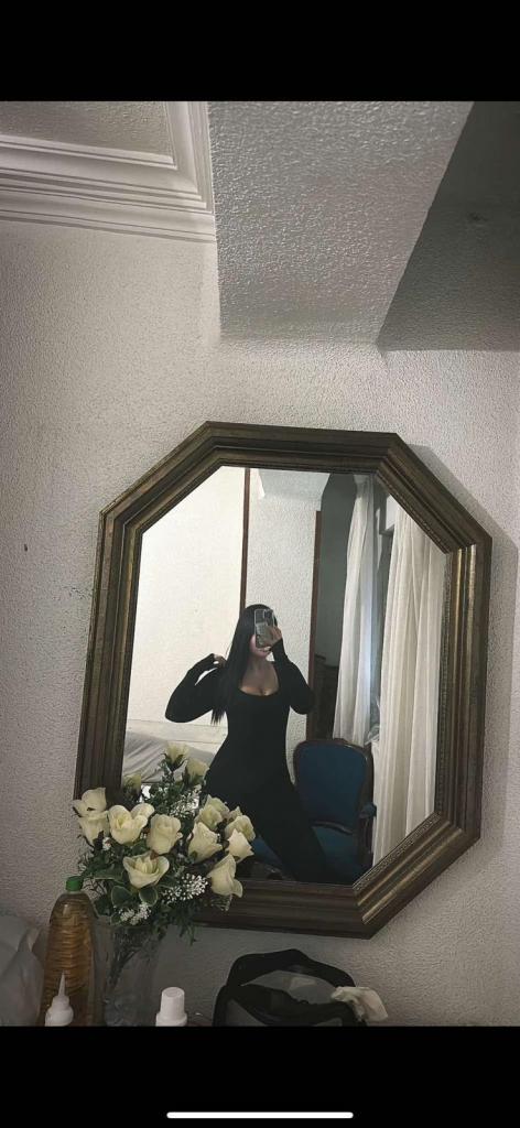 Chica busca chico en Almería: 