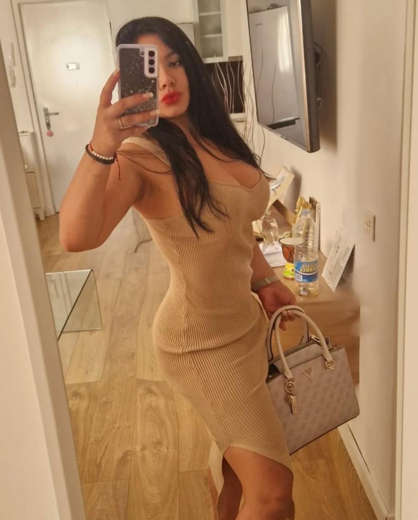 Chica busca chico en Sevilla: 