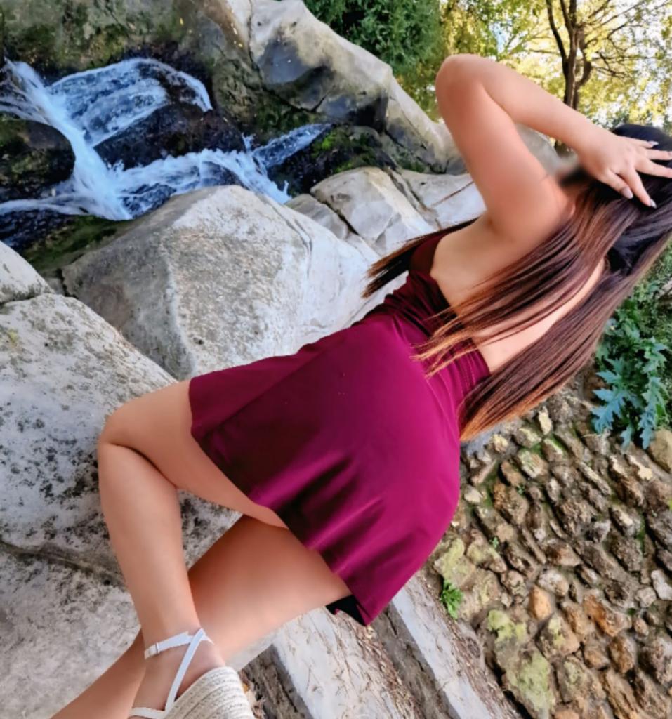 Chica busca chico en Sevilla: 