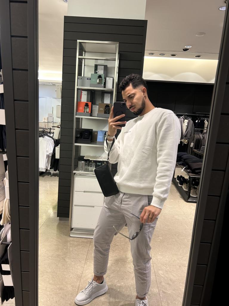 Chico busca chica en Asturias: 